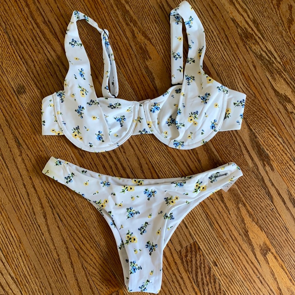Blackbough Bikini